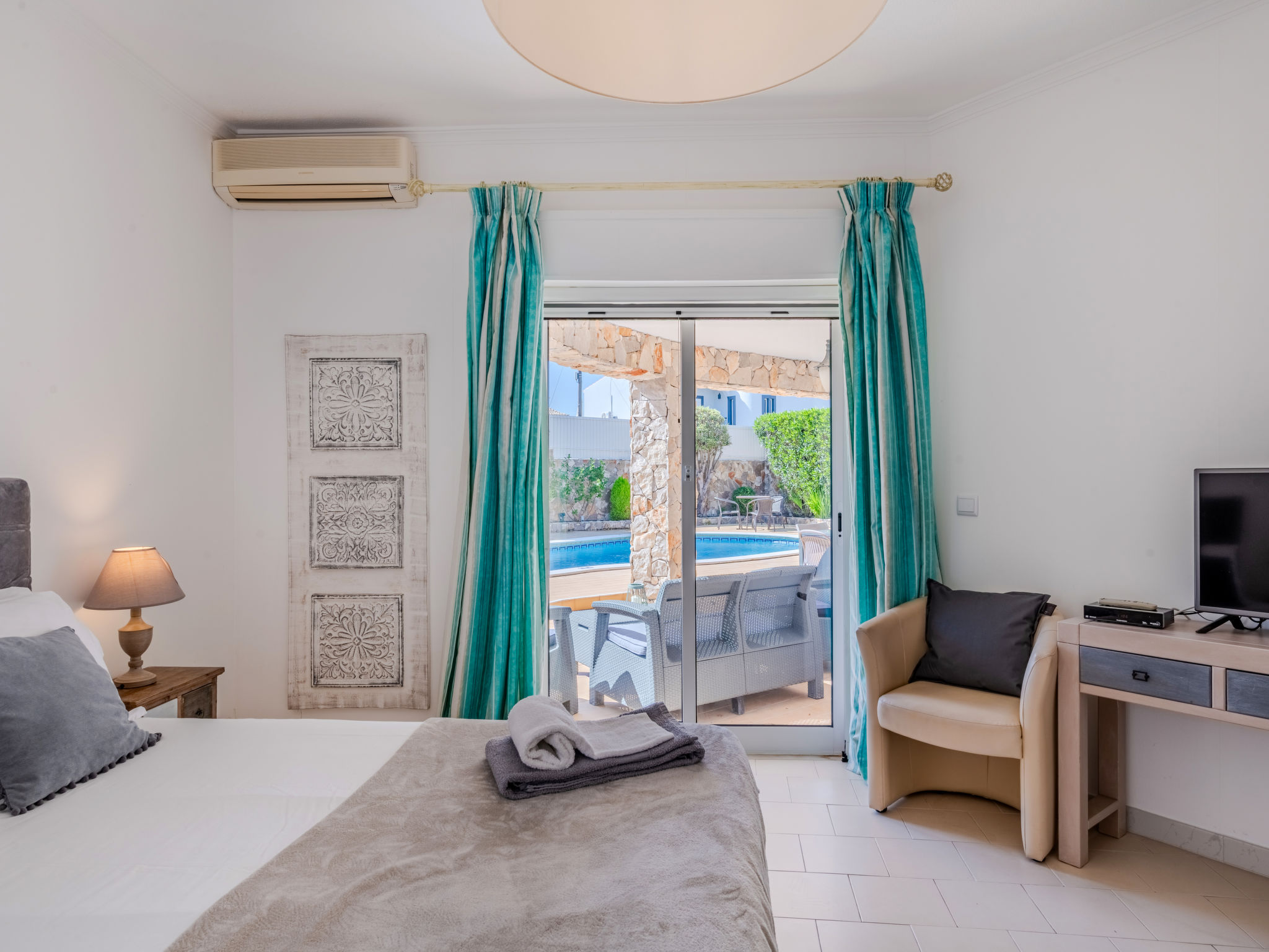 Paulo - VIP Properties - Binnen