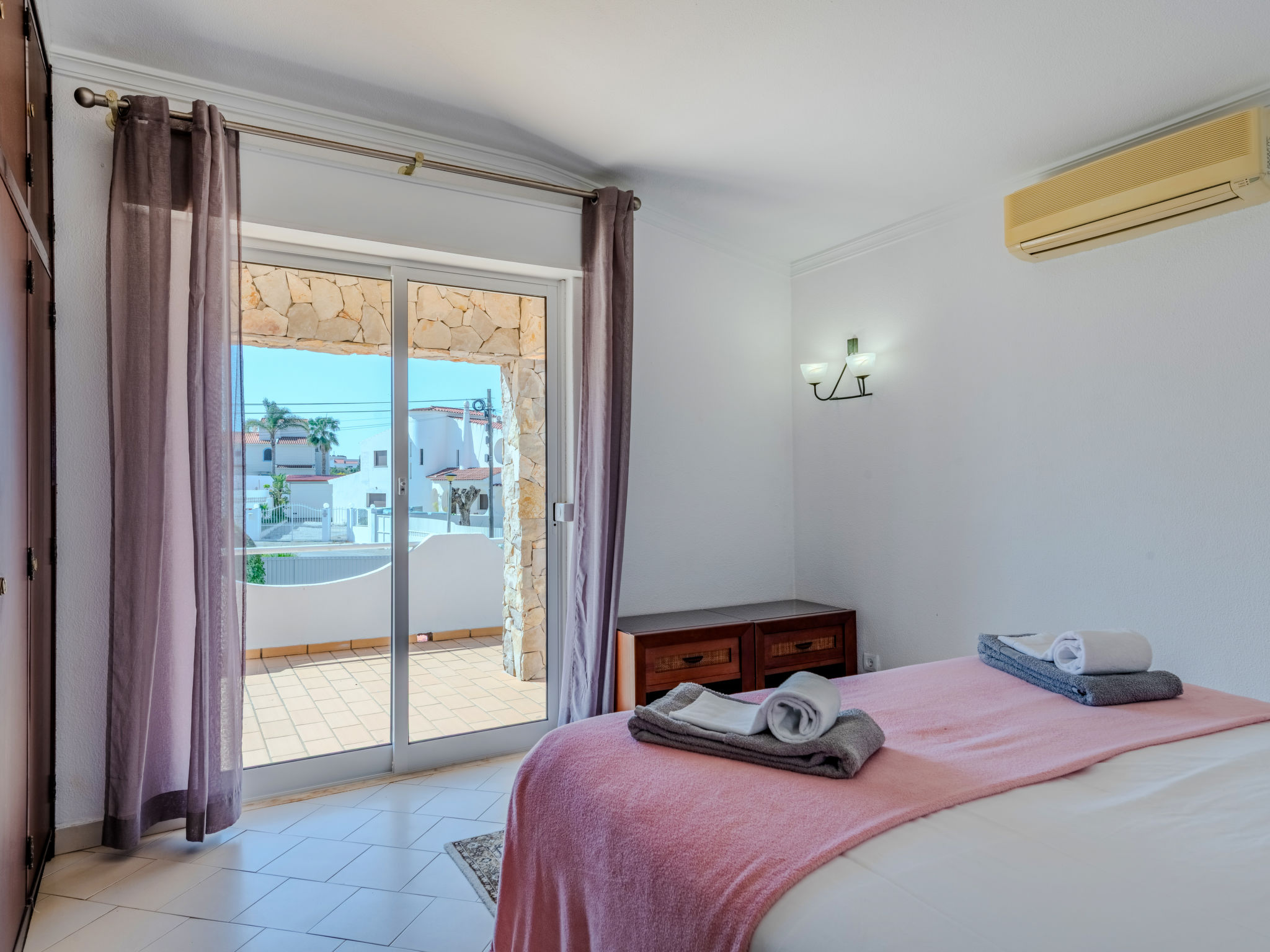 Paulo - VIP Properties - Binnen