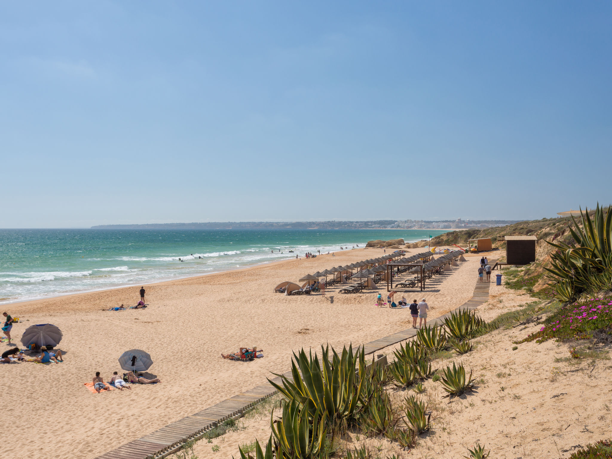Zonnig vakantiehuis met privézwembad op 650m van Praia da Galé - foto 41