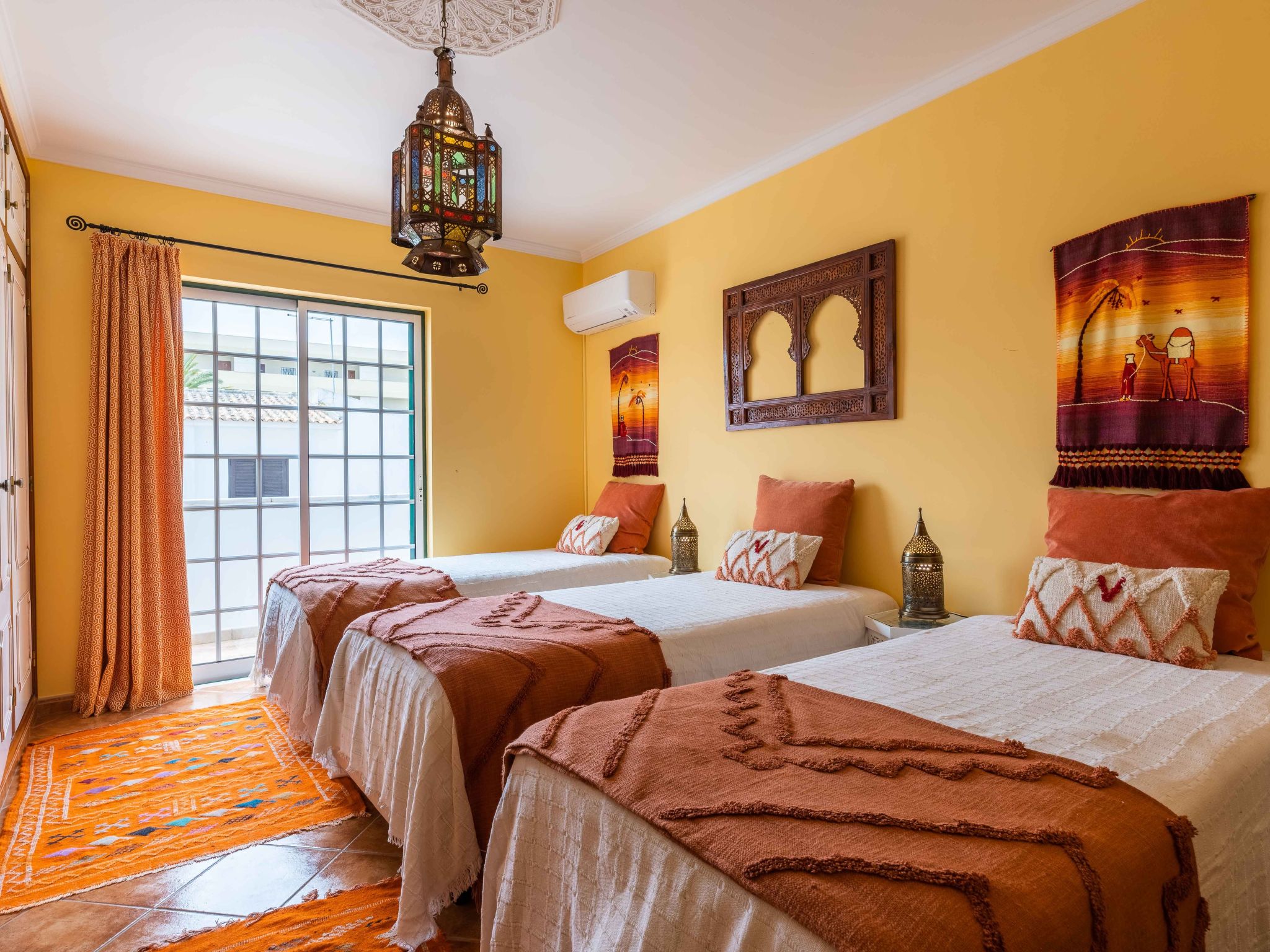 Feriendorf "Riad Serpa Galé".-Inside