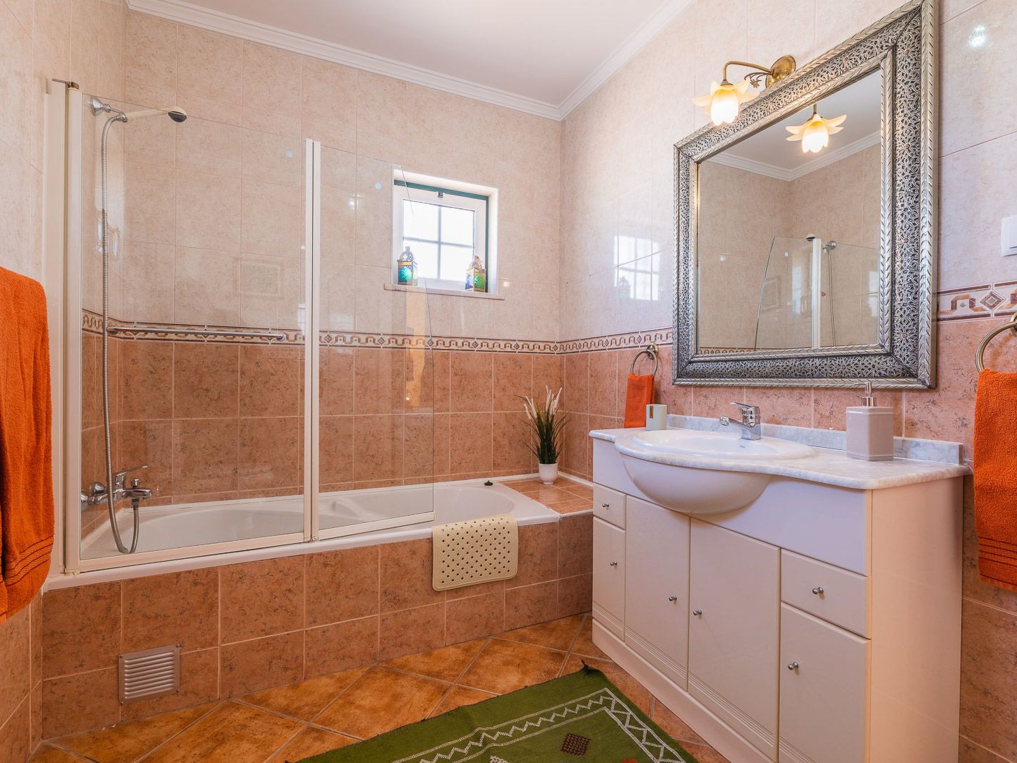 Feriendorf "Riad Serpa Galé".-Inside