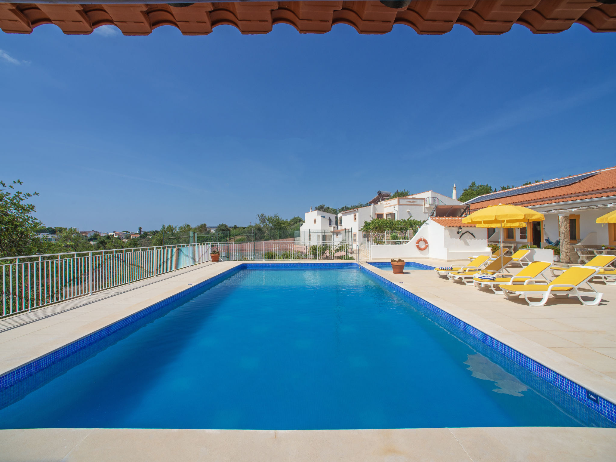 Maison Sebastião – Piscine extérieure, photo 41 sur 44