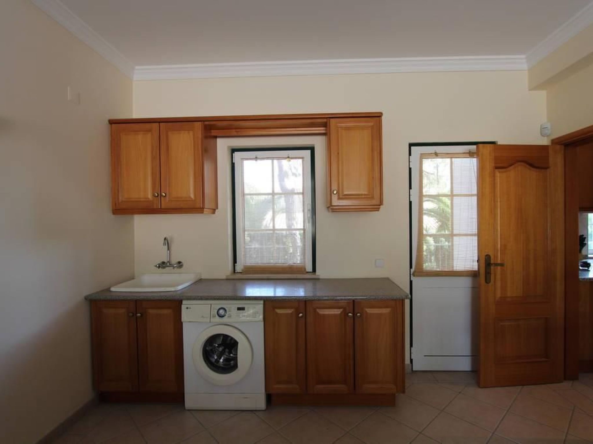 In Almancil mit Garten, Grill und Terrasse-Image-tags.info