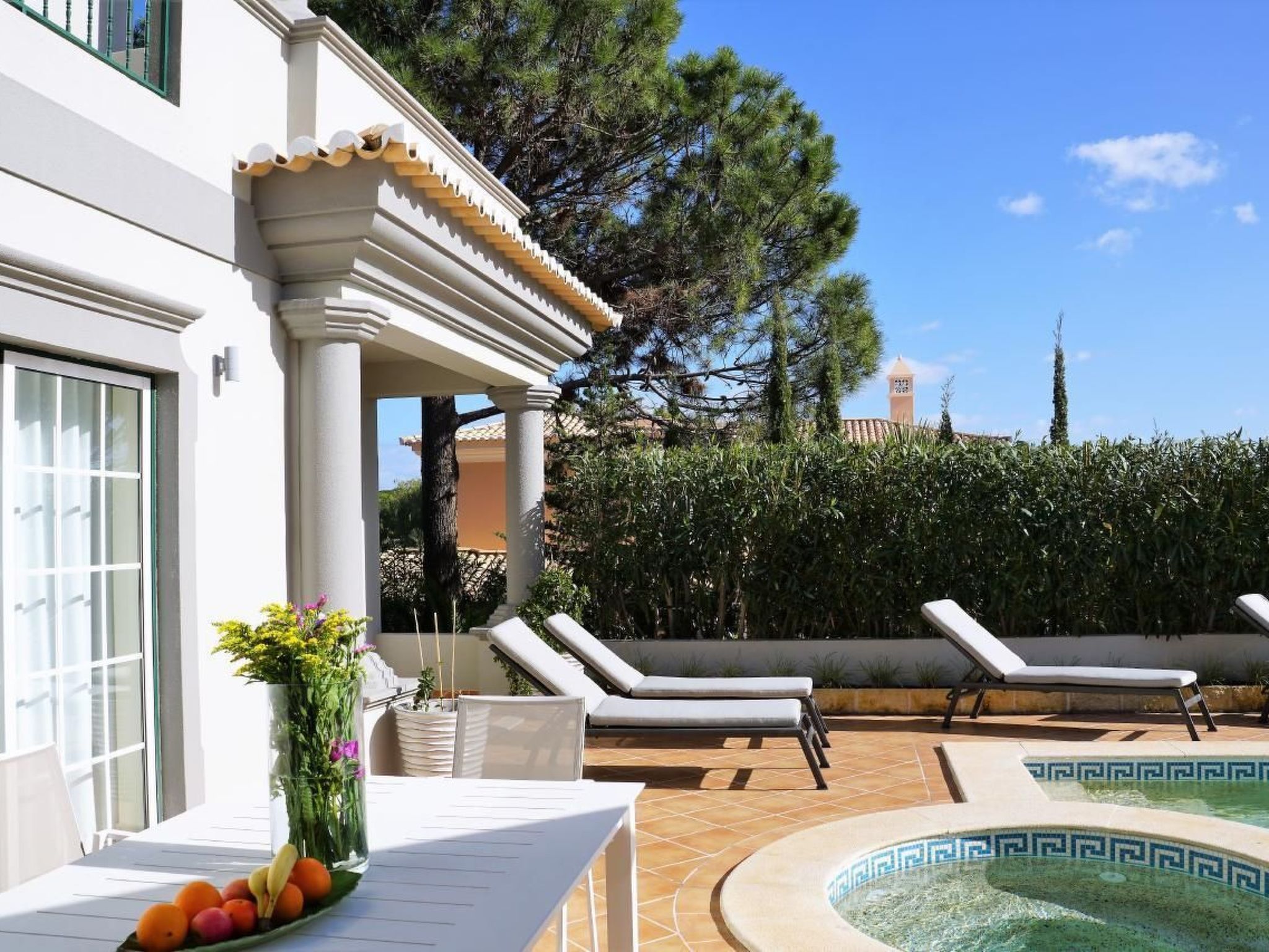 In Almancil mit Garten, Grill und Terrasse-Image-tags.info