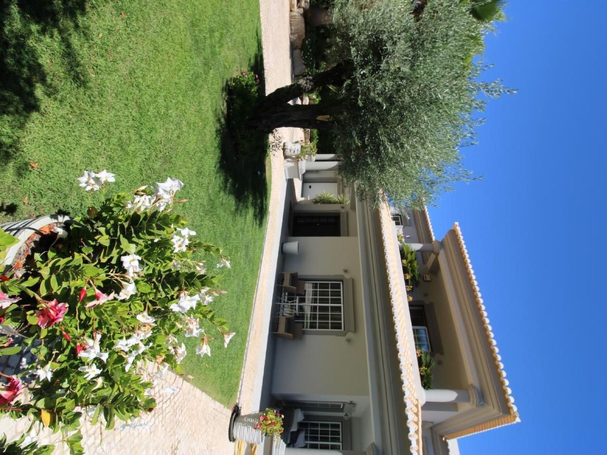 In Almancil mit Garten, Grill und Terrasse-Image-tags.info