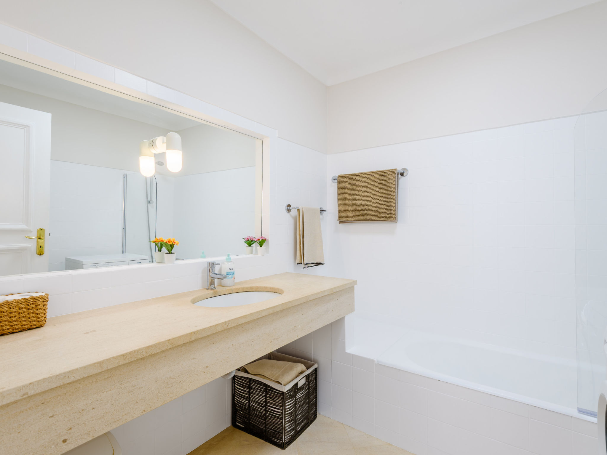 Jardins do Golfe Top Floor Retreat - Binnen