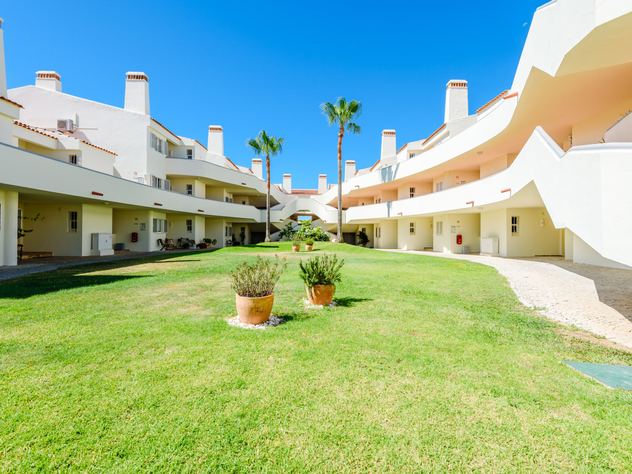 Jardins do Golfe Top Floor Retreat - Buiten