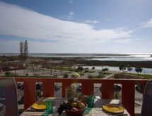 Flat aan de kustlijn met uitzicht op Ria Formosa en de oceaan - thumbnail 3