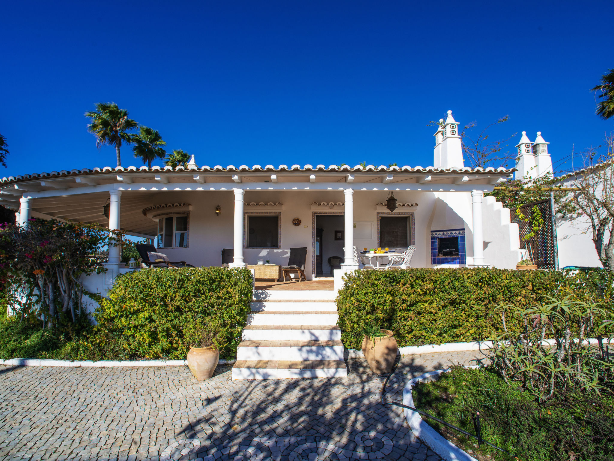 Photo of Luz Romana B2