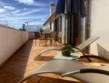 Licht appartement met zonneterras in hartje Tavira, 350m tot centrum - thumbnail 6