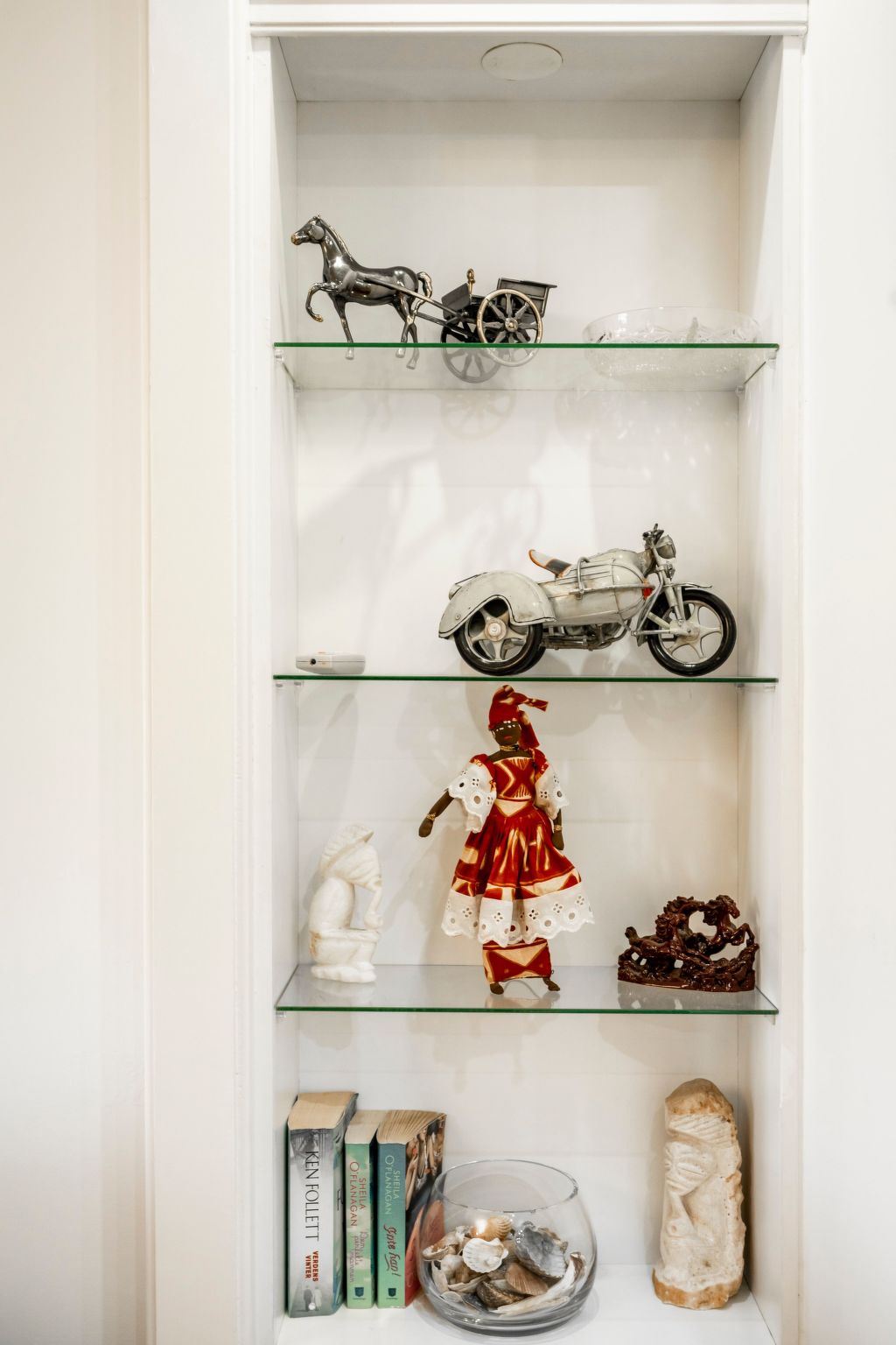 Haus am Flussufer-Binnen