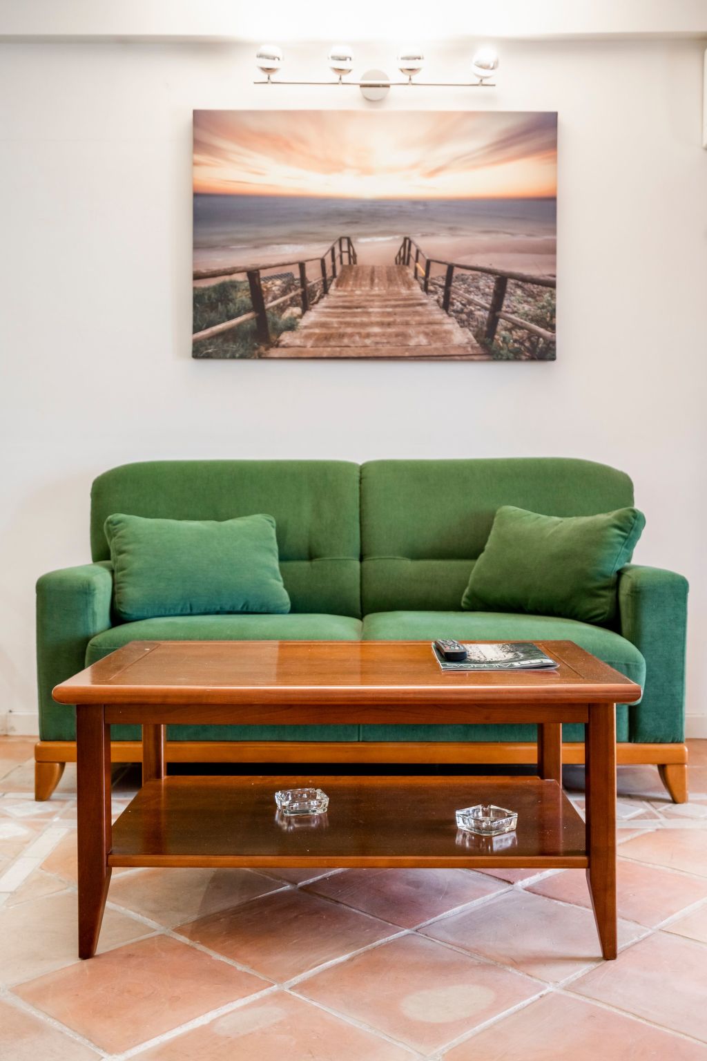 Haus am Flussufer-Binnen