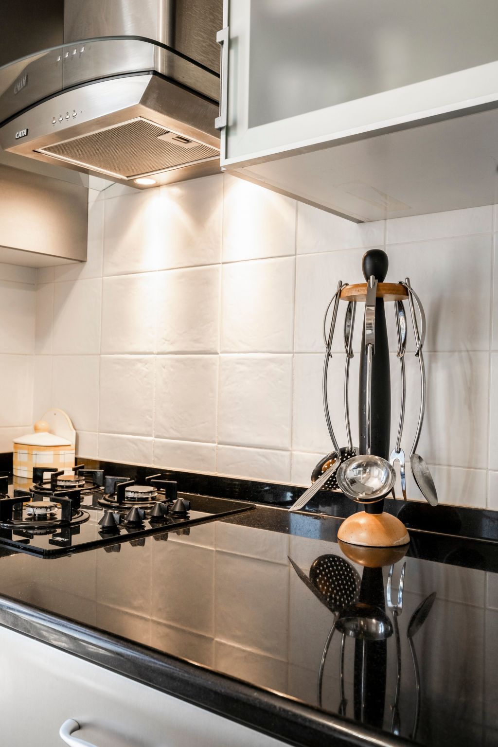 Haus am Flussufer-Binnen