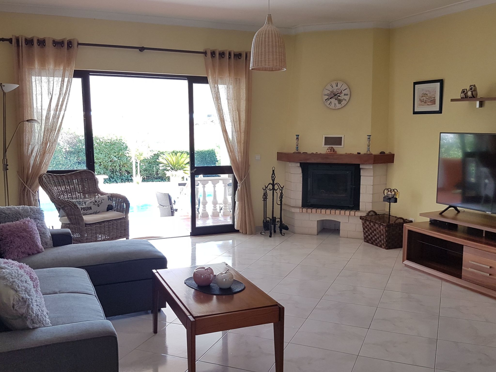 Nettes Ferienhaus in Altura mit Gepflegtem Garten-Binnen