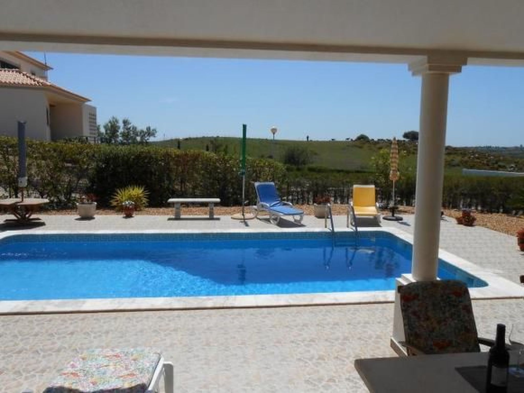 Nettes Ferienhaus in Altura mit Gepflegtem Garten