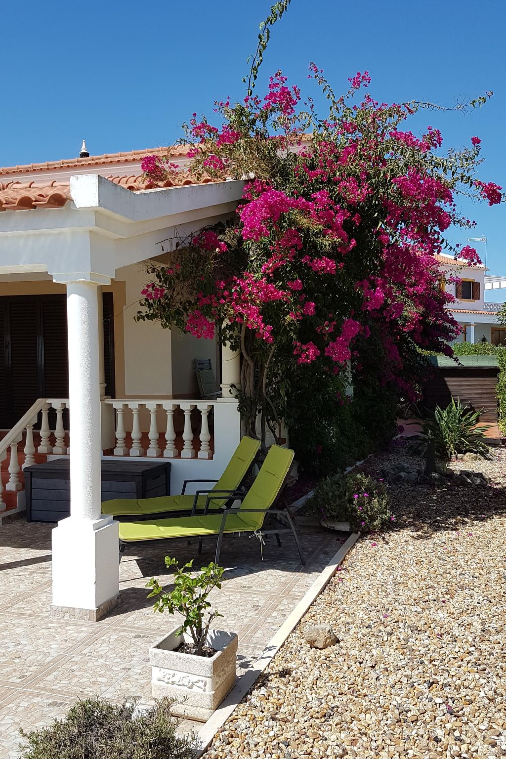 Nettes Ferienhaus in Altura mit Gepflegtem Garten-Binnen