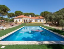 Villa 65 - Refuge Villa: Luxe rustiek verblijf aan de golfbaan in Alentejo - thumbnail 1