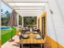 Villa 65 - Refuge Villa: Luxe rustiek verblijf aan de golfbaan in Alentejo - thumbnail 2