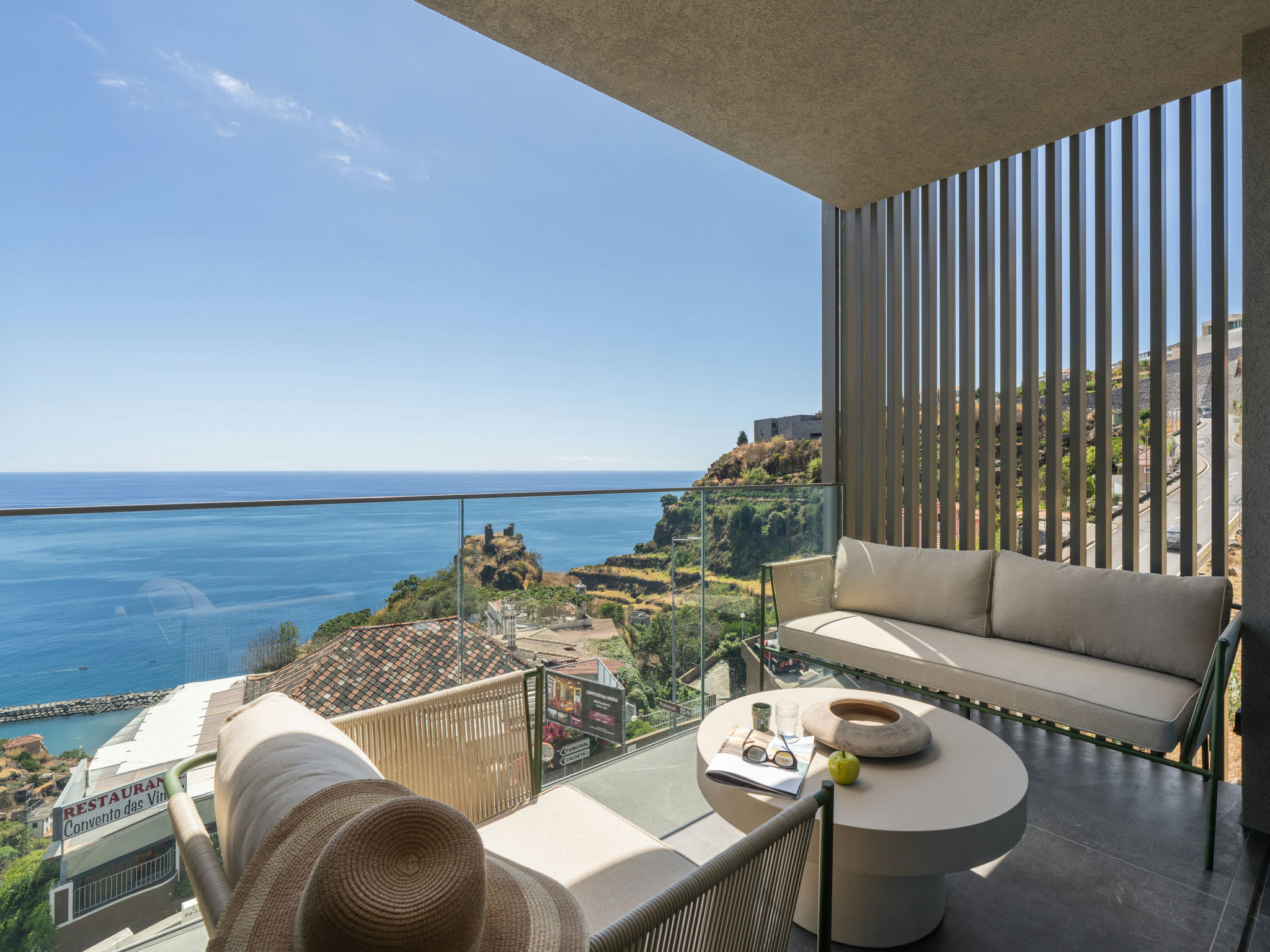 Calheta Hills III - Outside