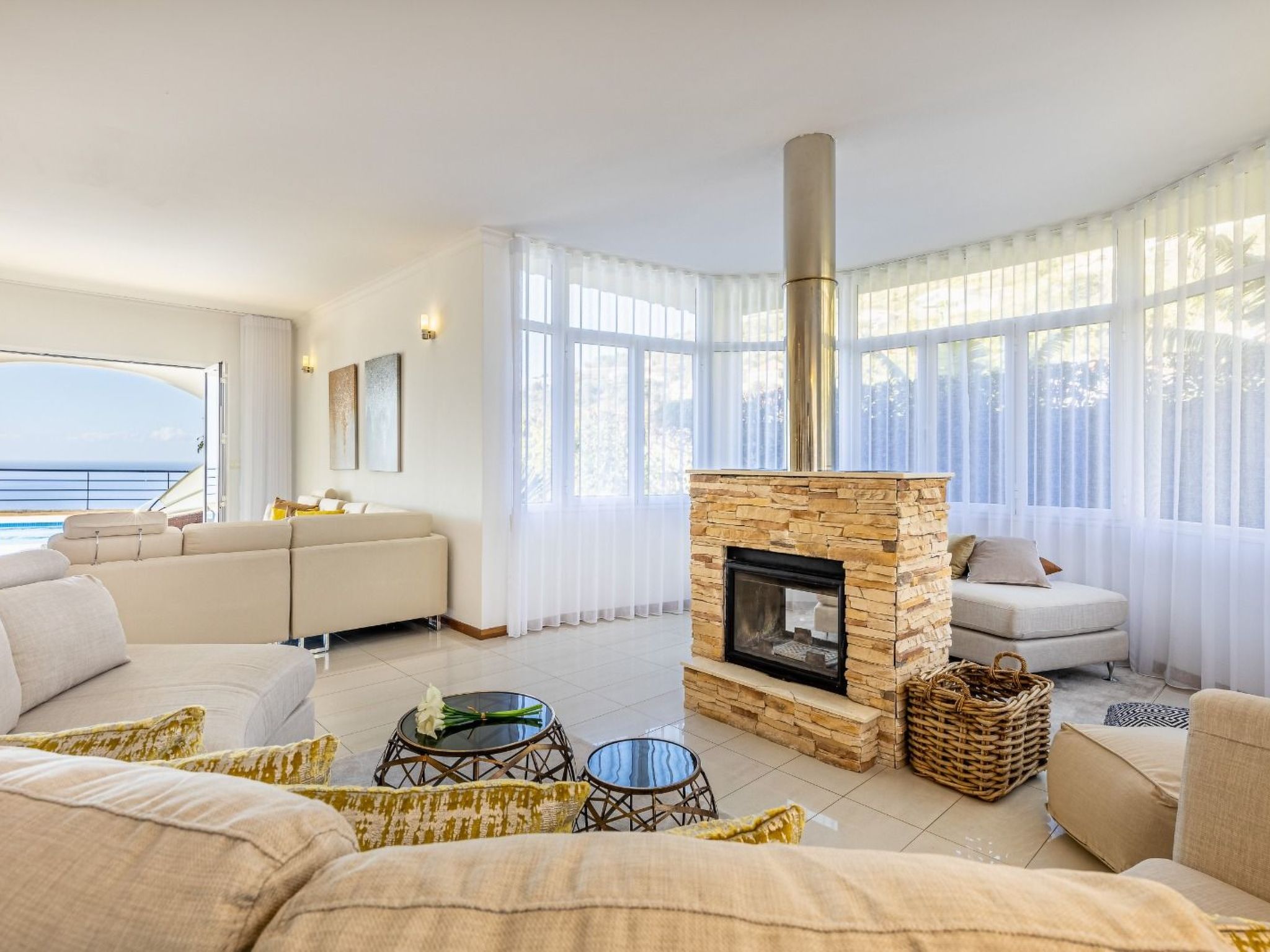 Finca "Calheta" mit Blick auf das Wasser-Binnen