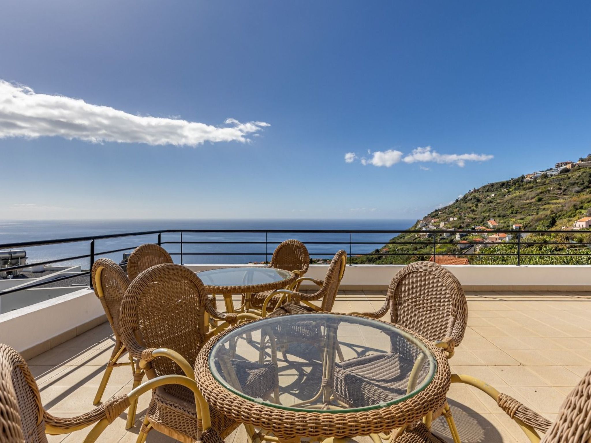 Finca "Calheta" mit Blick auf das Wasser-Binnen