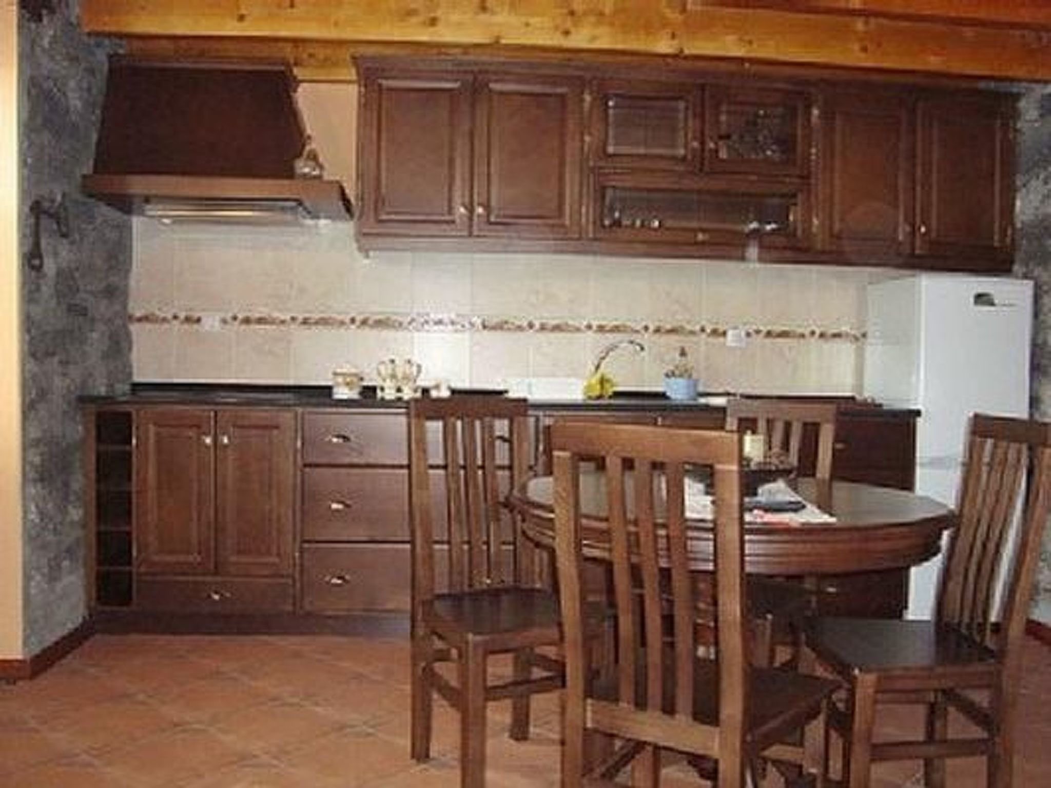 Schönes Ferienhaus in Prazeres-Drinnen