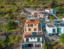 Casanova-Villa: Vrijstaande woning met zeezicht op 900m van het strand in Calheta - thumbnail 4