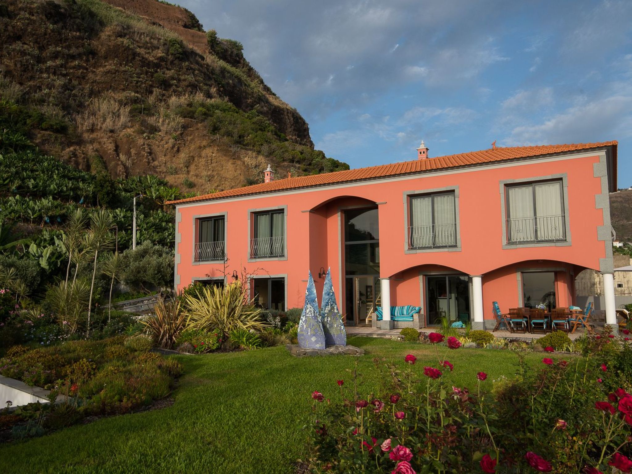 Ferienvilla mit Infinity Pool-Binnen