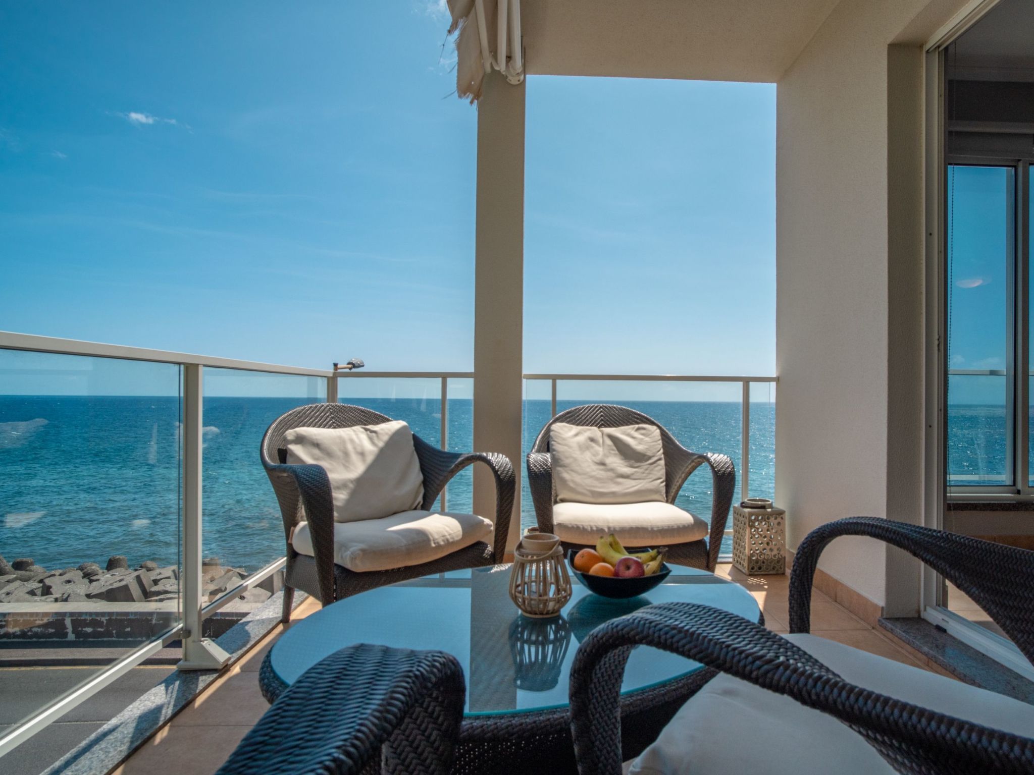 Schöne Wohnung am Strand-Image-tags.info