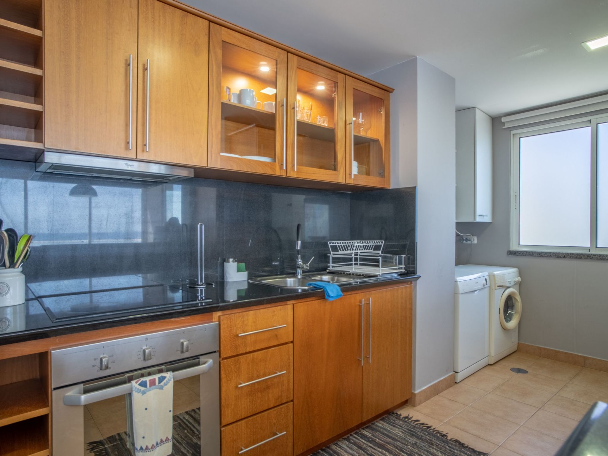 Schöne Wohnung am Strand-Drinnen