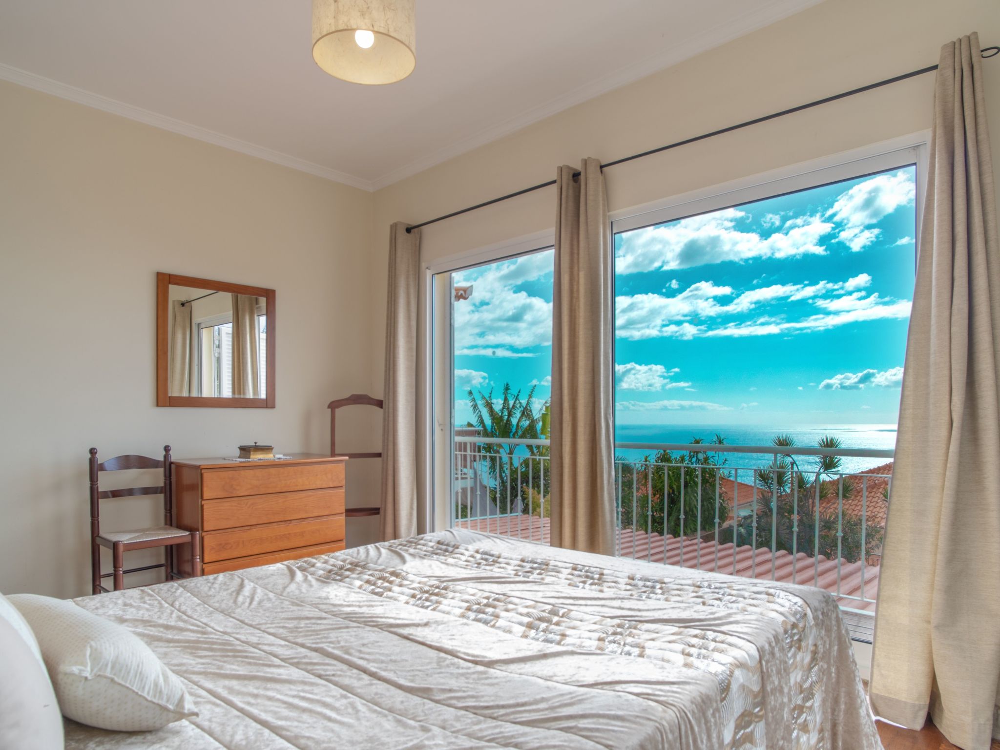 Die Villa Viola befindet sich in Arco da Calheta - Dedans