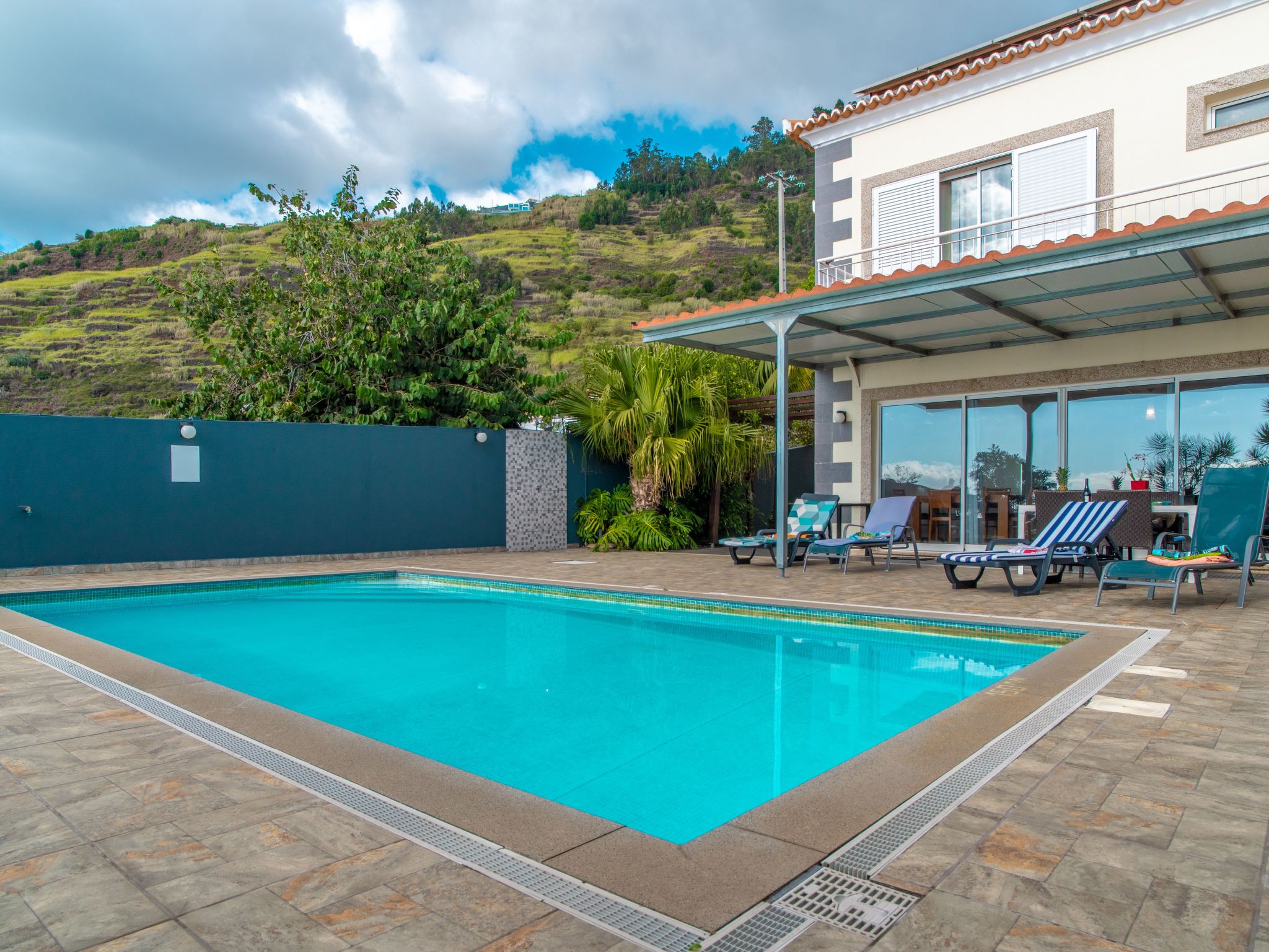 Die Villa Viola befindet sich in Arco da Calheta - Dehors