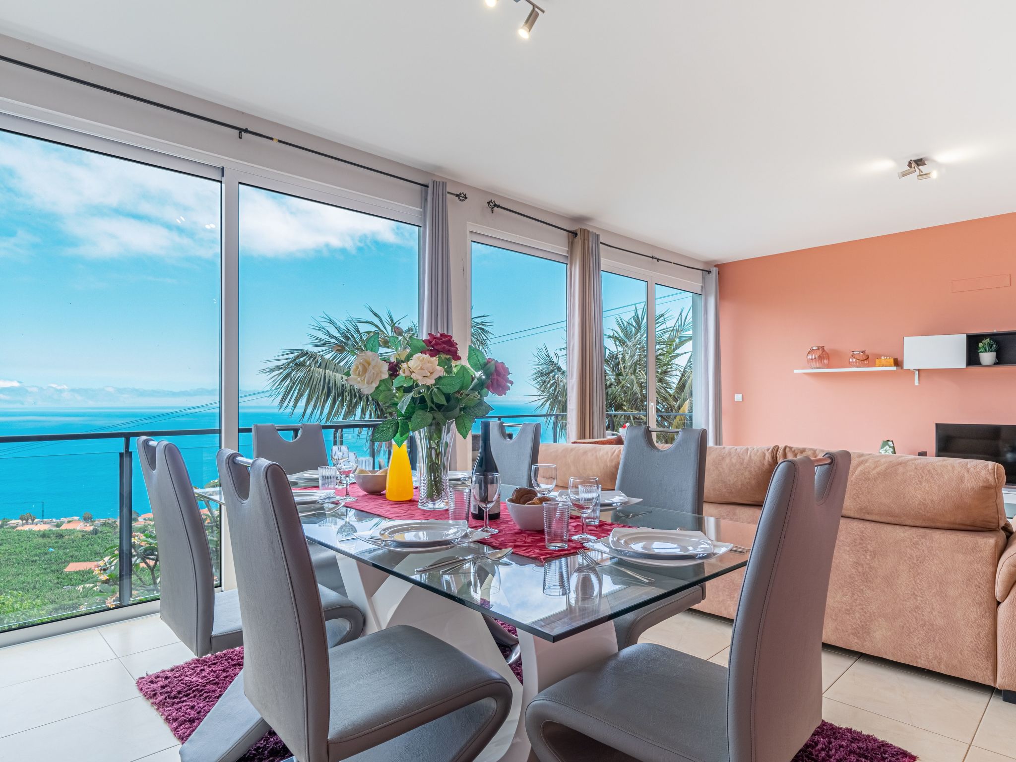 Villa in Arco da Calheta-Image-tags.info