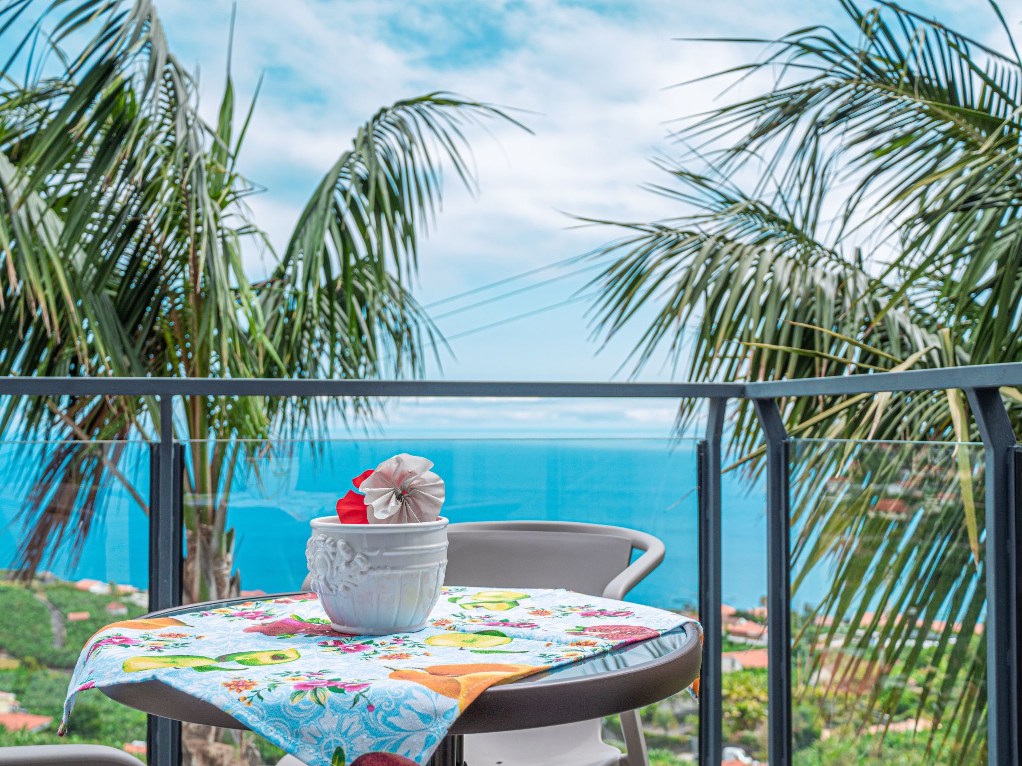 Villa in Arco da Calheta-Image-tags.info