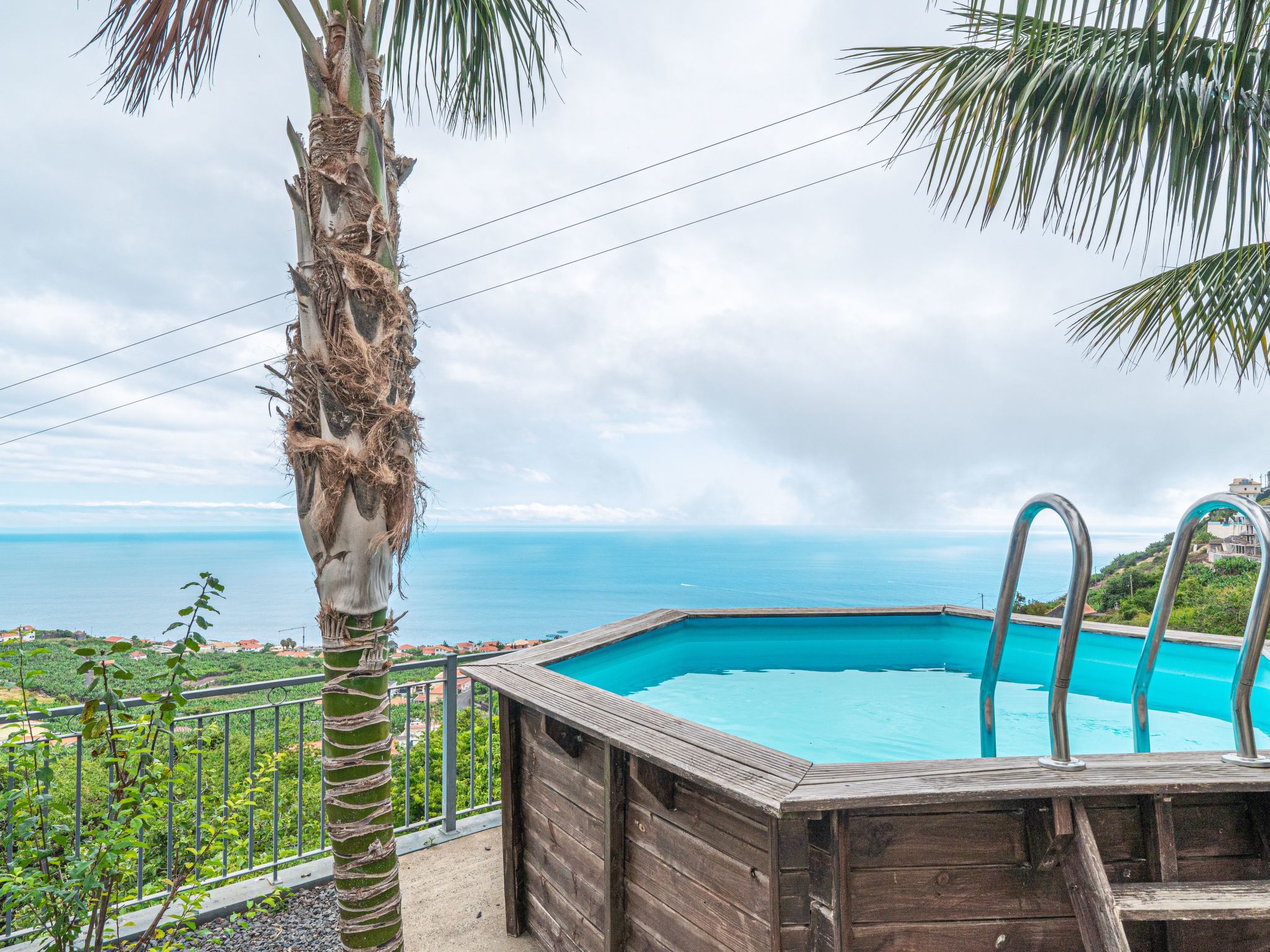 Villa in Arco da Calheta-Buiten
