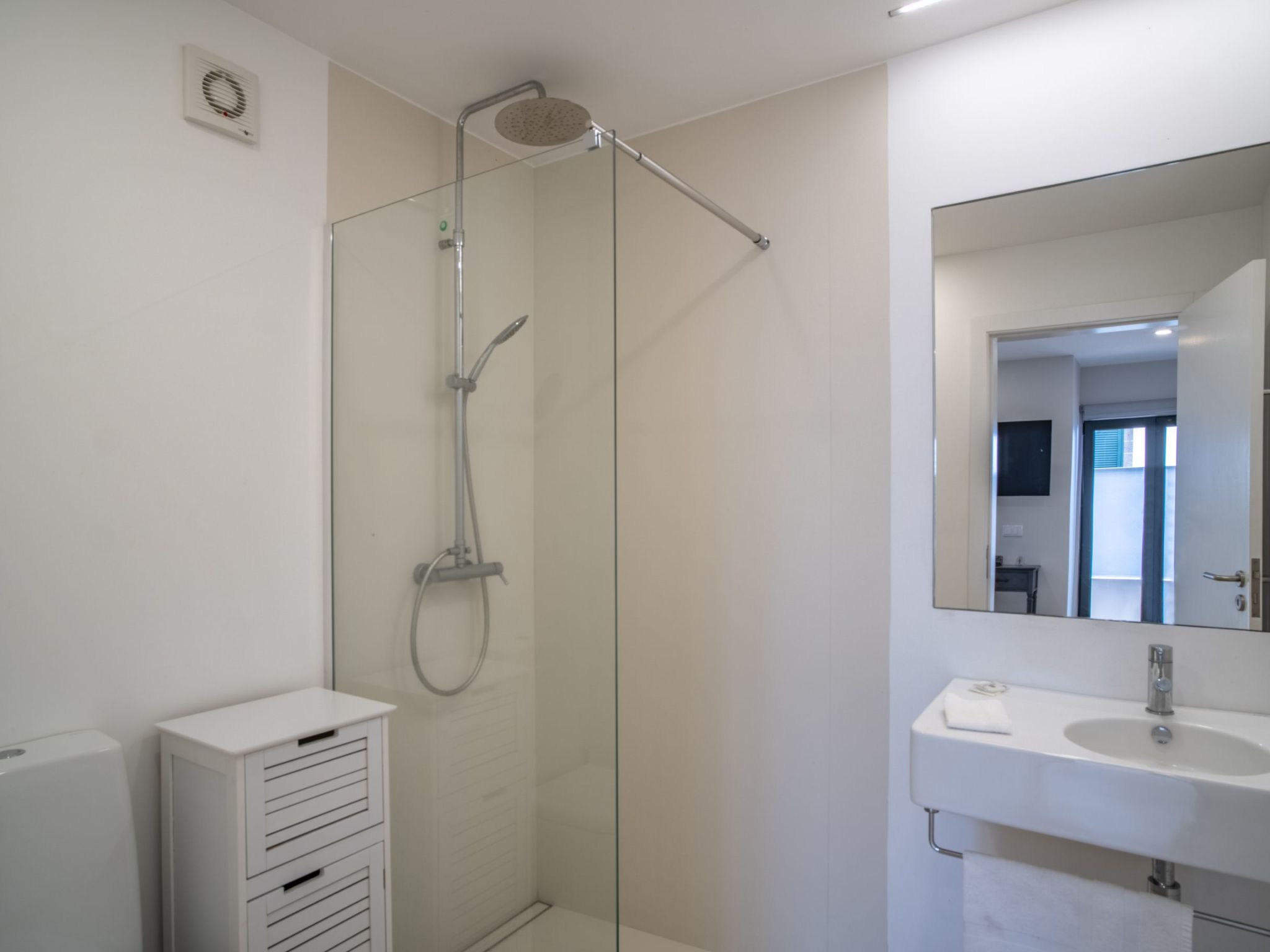 Studio mit Balkon-Image-tags.info