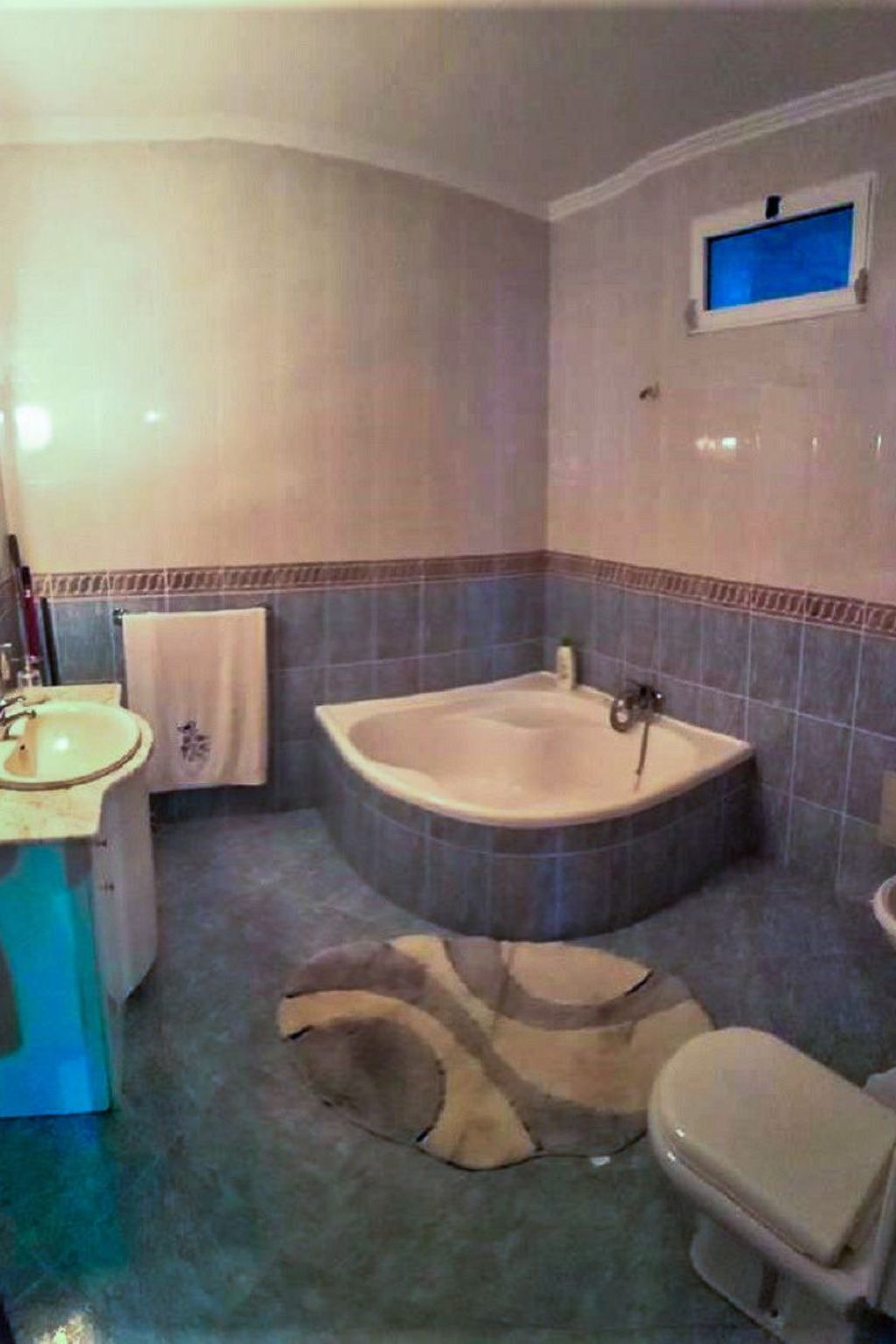 Die lustige und entspannende Wohnung mit Terrasse und Aussicht-Image-tags.info