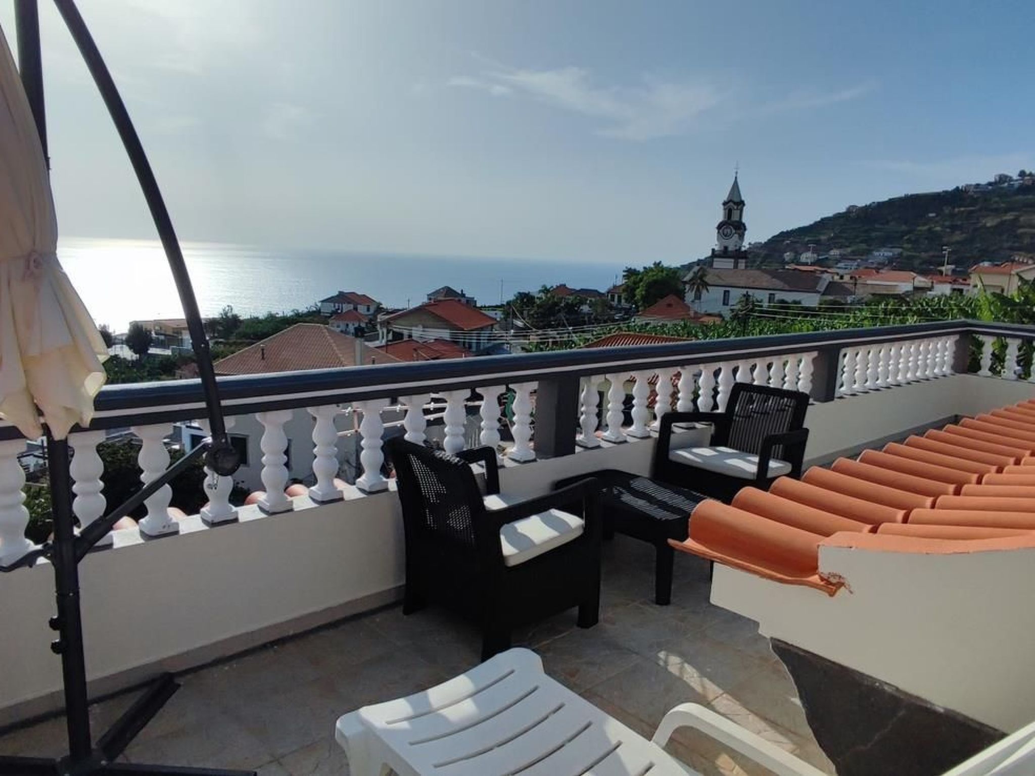 Dachterrasse sonnig und perfekte Aussicht apt