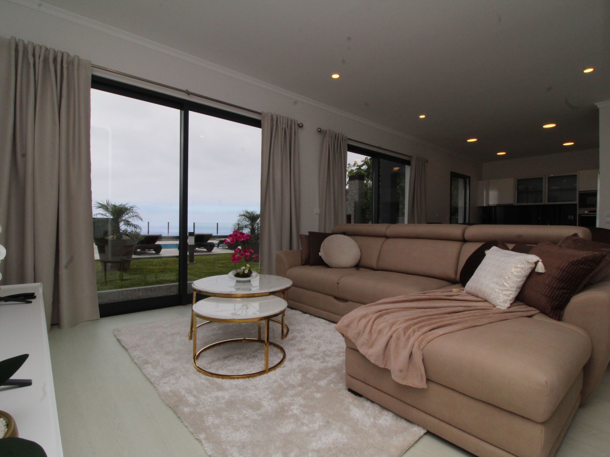 Ferienvilla mit eigenem Pool-Image-tags.info