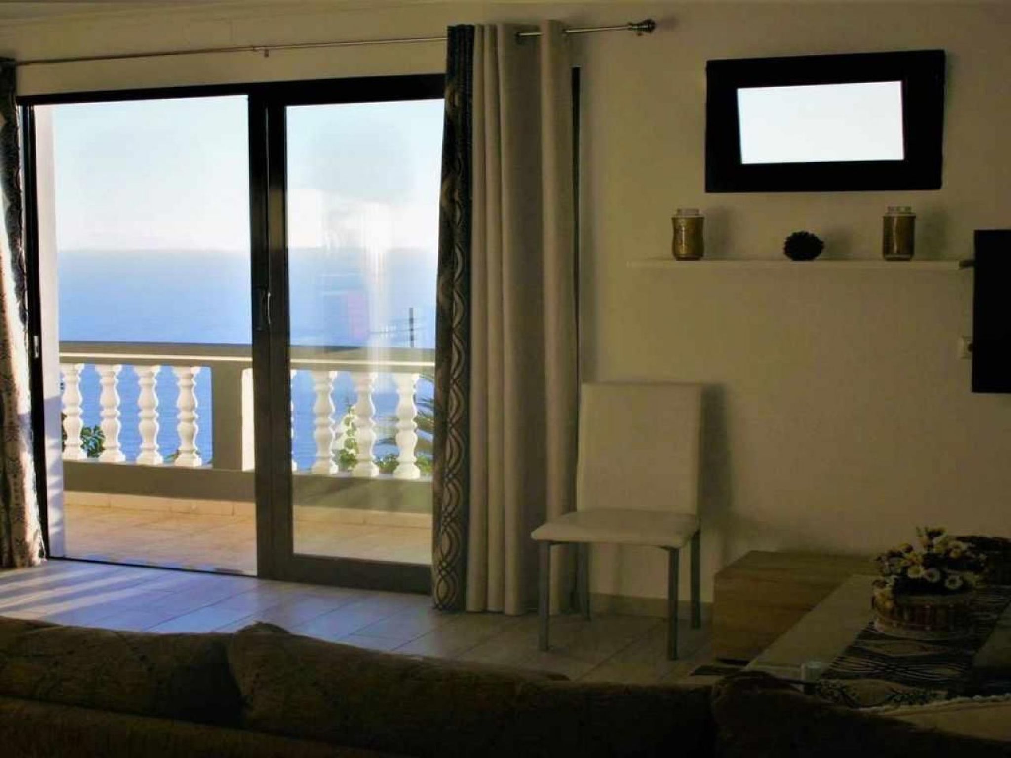 Mit eigenem Pool-Binnen