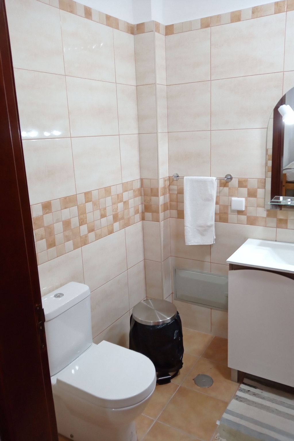 Mit eigenem Pool-Binnen