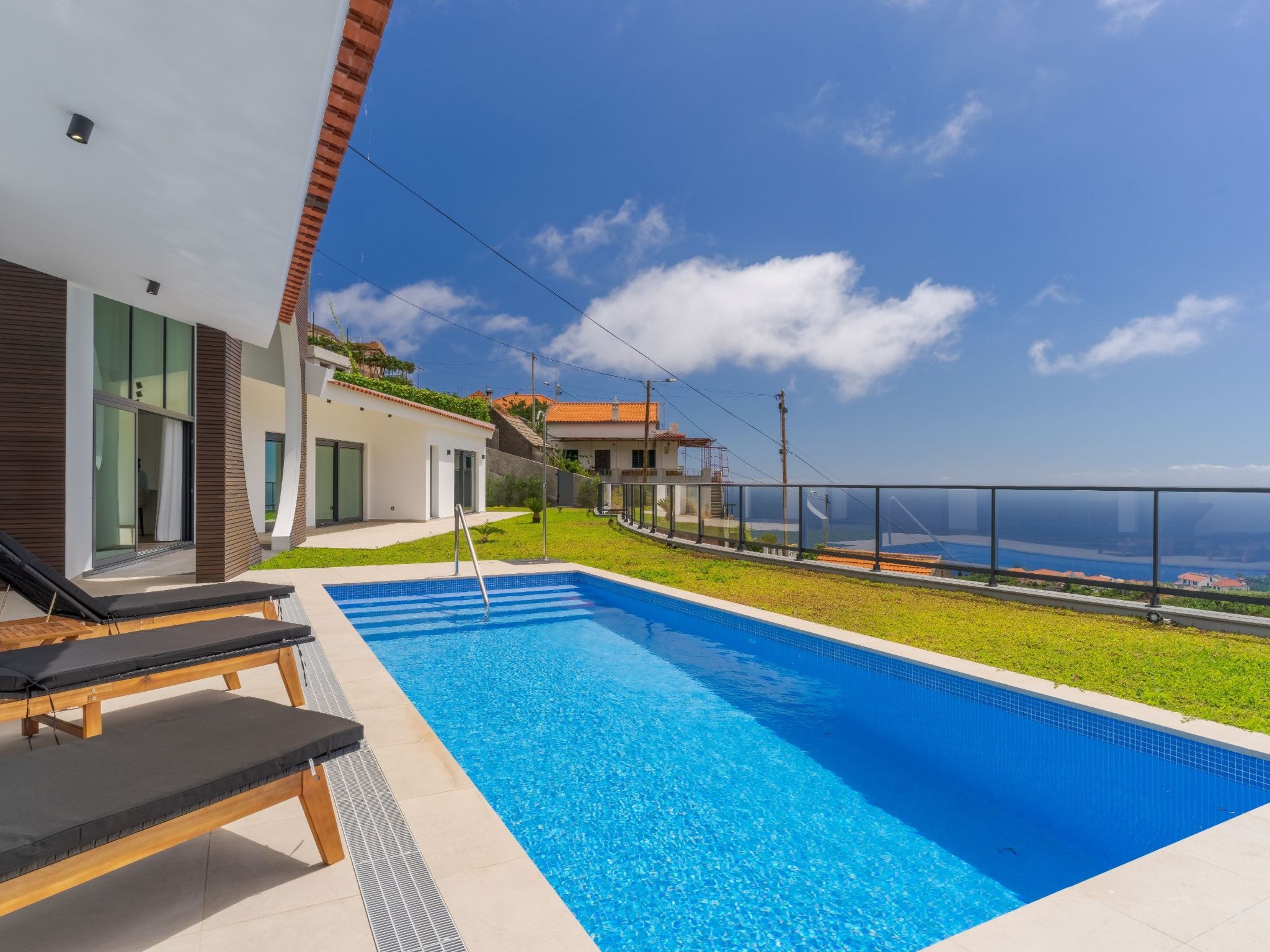 Das Poolhaus in Ponta de Sol-Image-tags.info