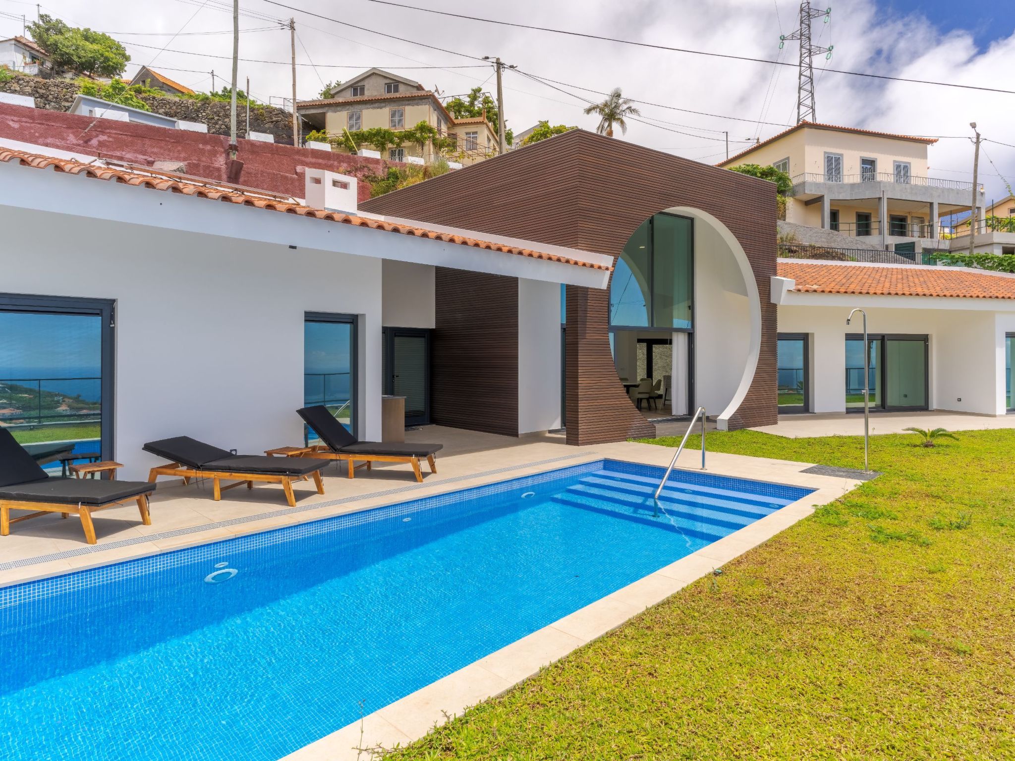 Das Poolhaus in Ponta de Sol-Image-tags.info