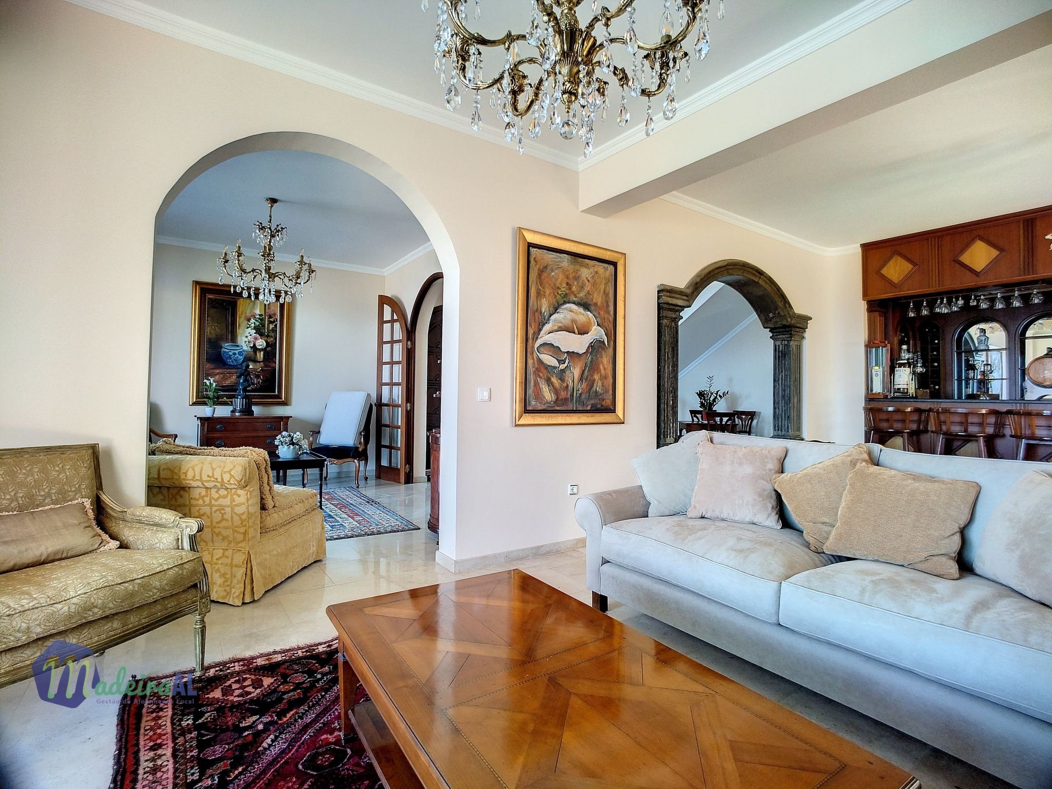 PEARLS BEACH VILLA-Inside