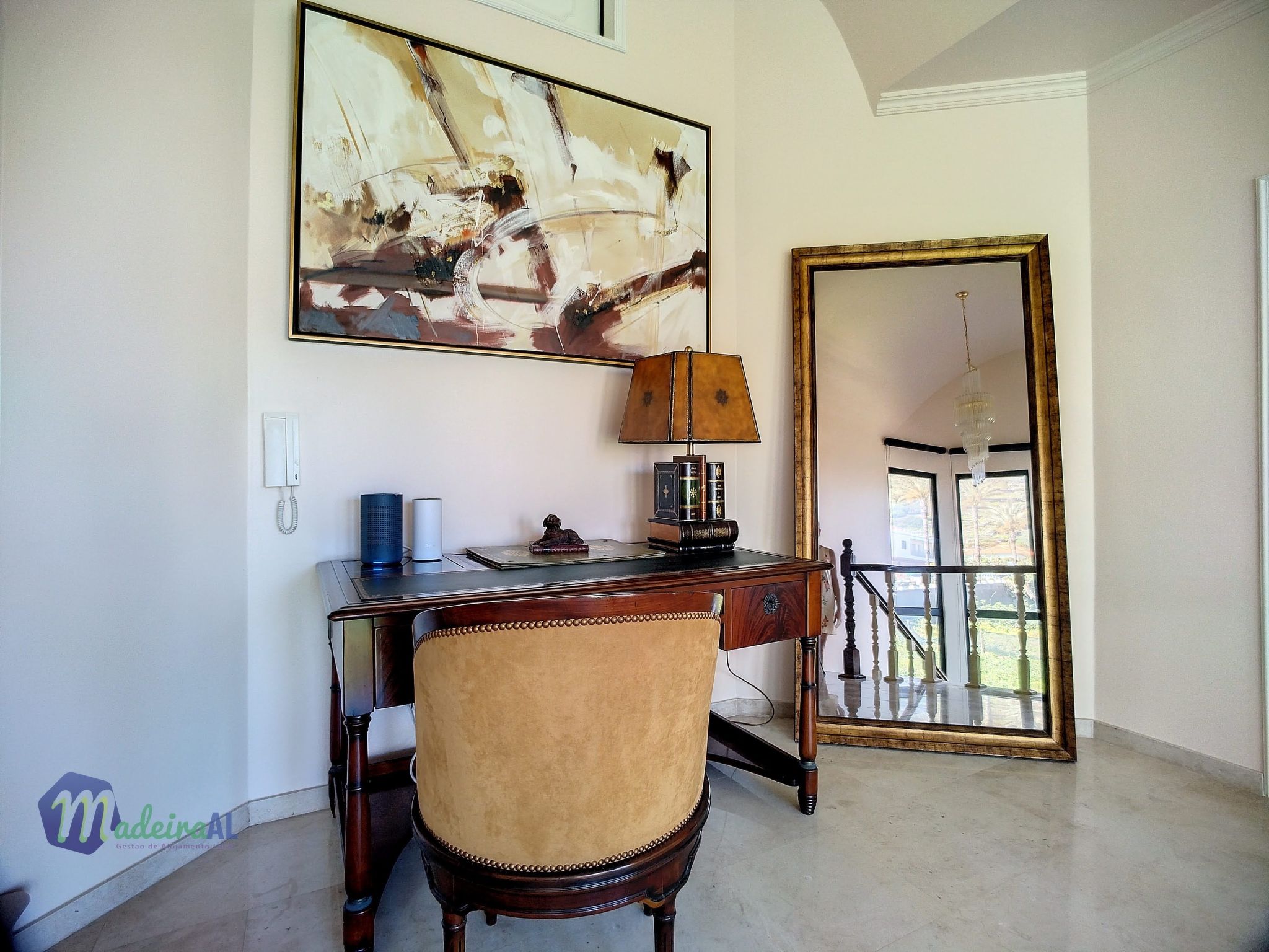 PEARLS BEACH VILLA-Inside