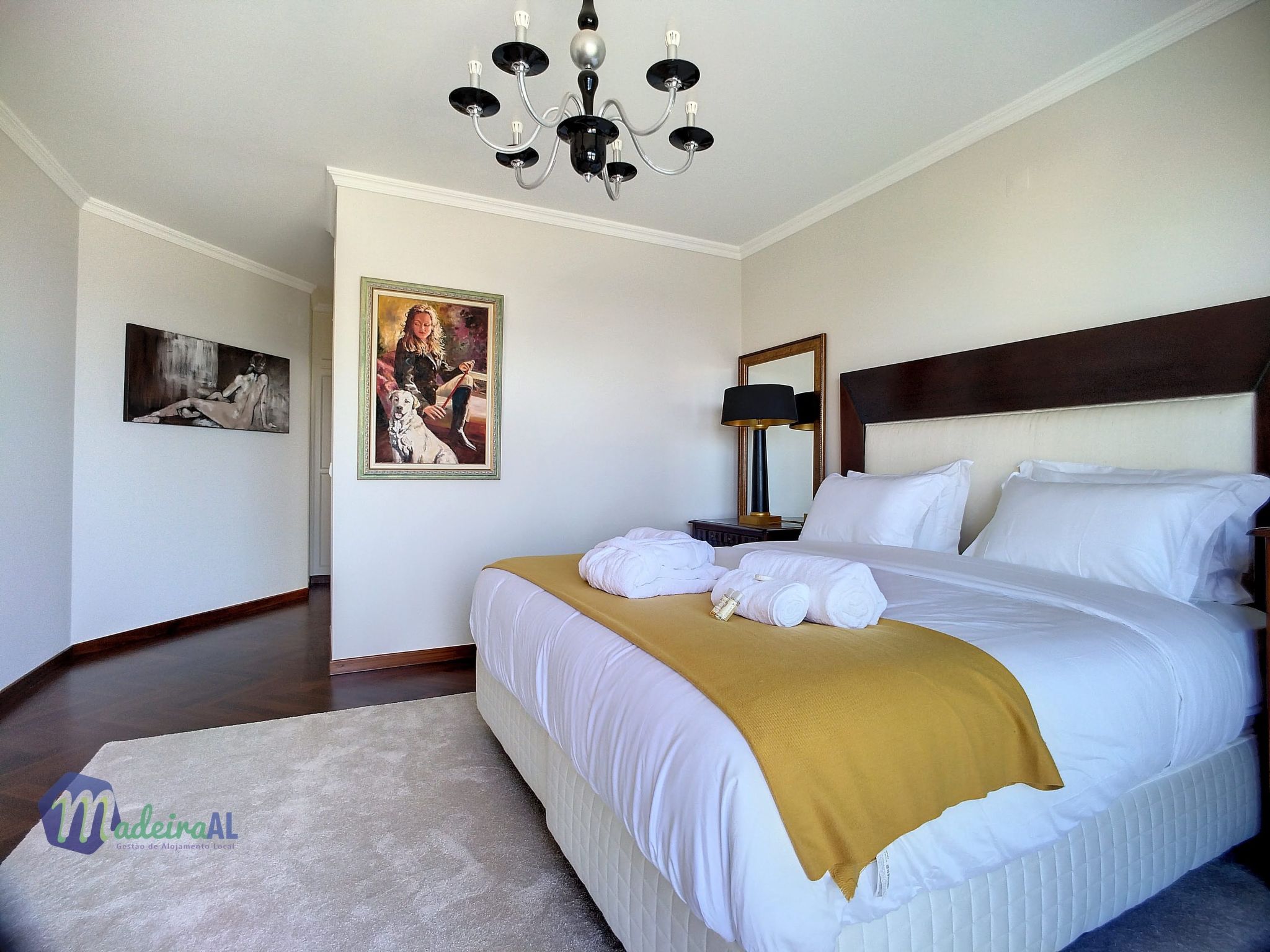 PEARLS BEACH VILLA-Inside