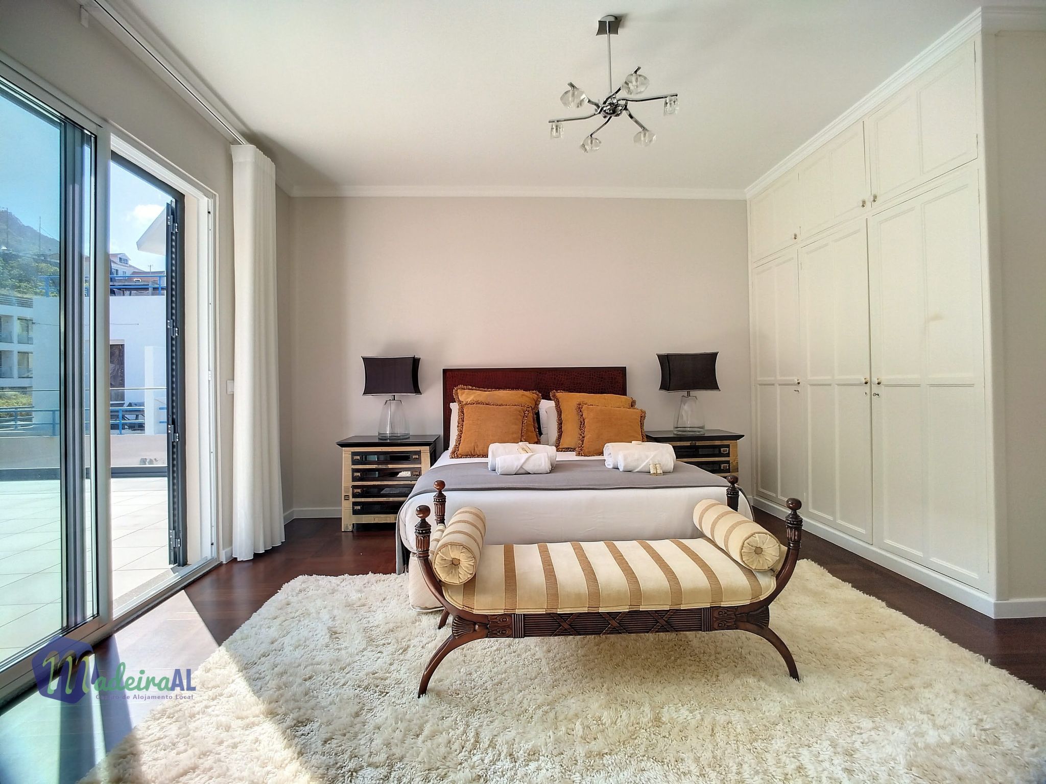 PEARLS BEACH VILLA-Inside