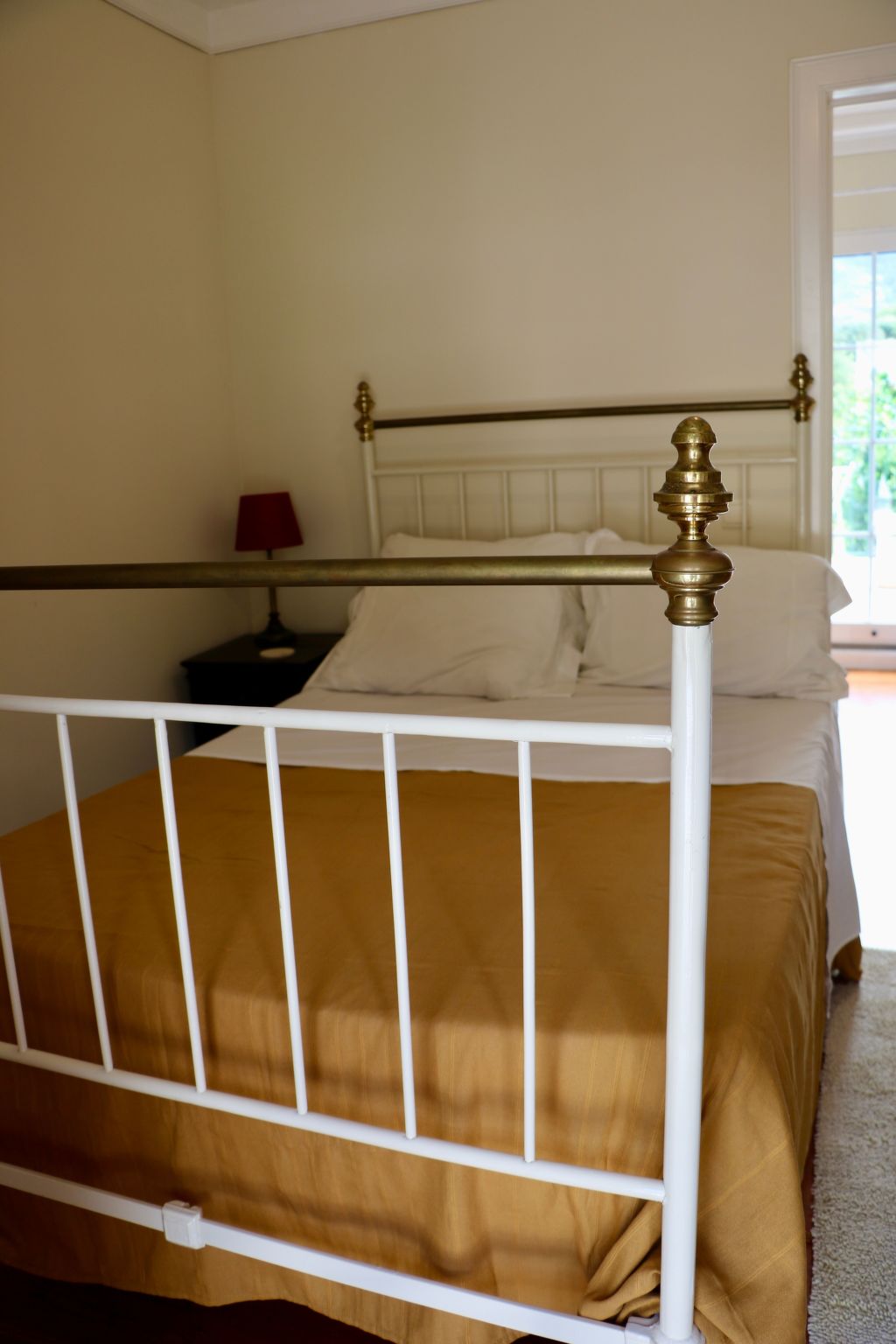 Villa mit Bergblick und Surfen in der Nähe - Binnen