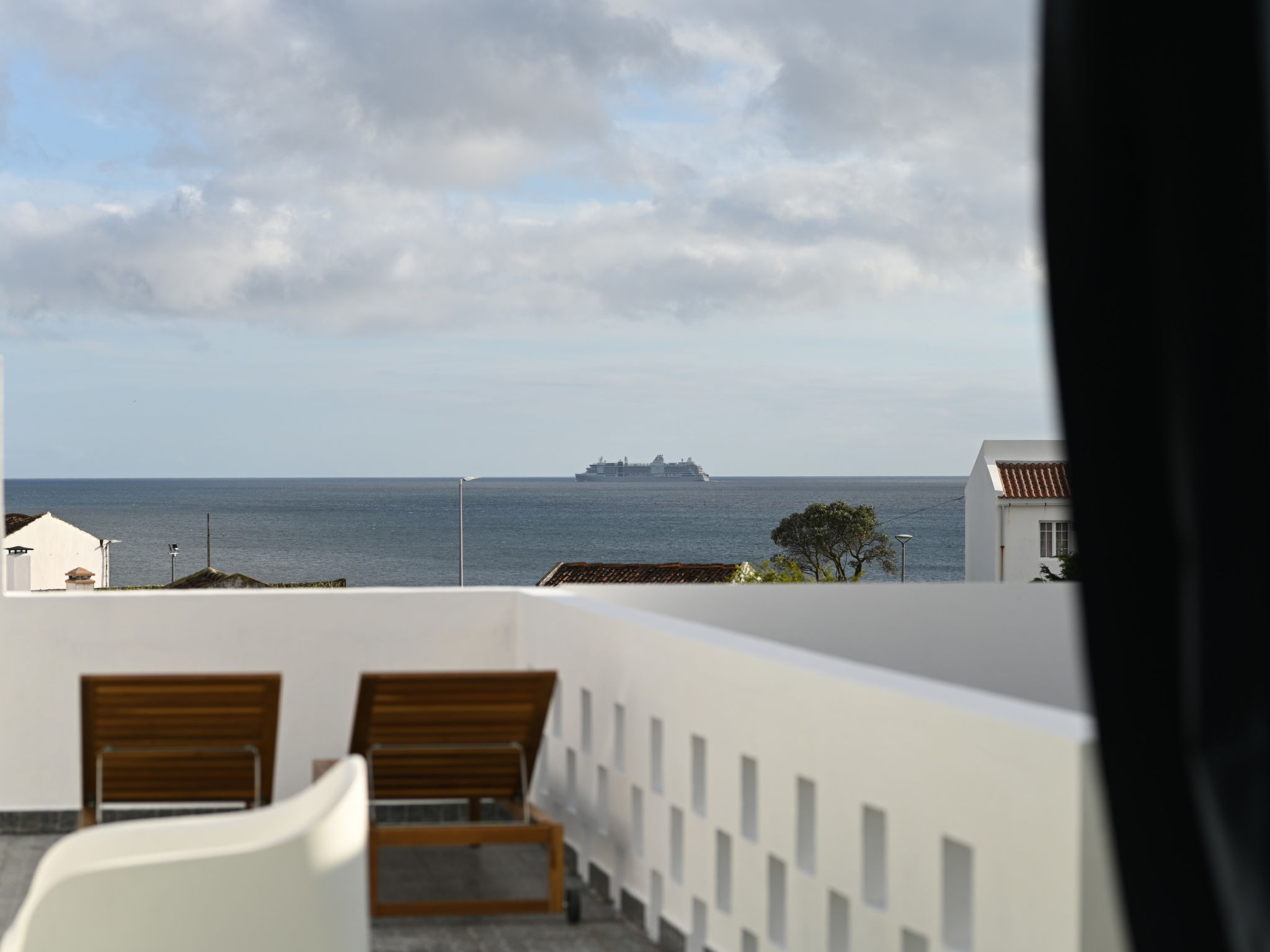 LAGOA SEA VIEW by VACATIONY
