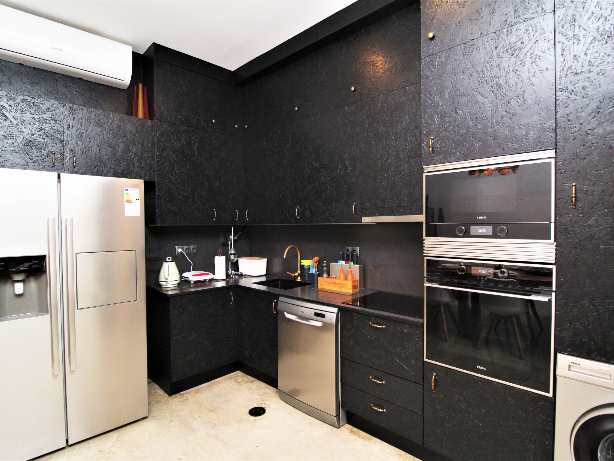 Mit Blick auf das Wasser